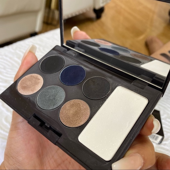 LAURA MERCIER EDITORIAL EYE PALETTE INTENSE CLAYS. - Picture 3 of 10